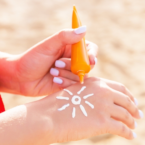 Waarom zonnebrandcrème zo belangrijk is Waarom zonnebrandcrème zo belangrijk is